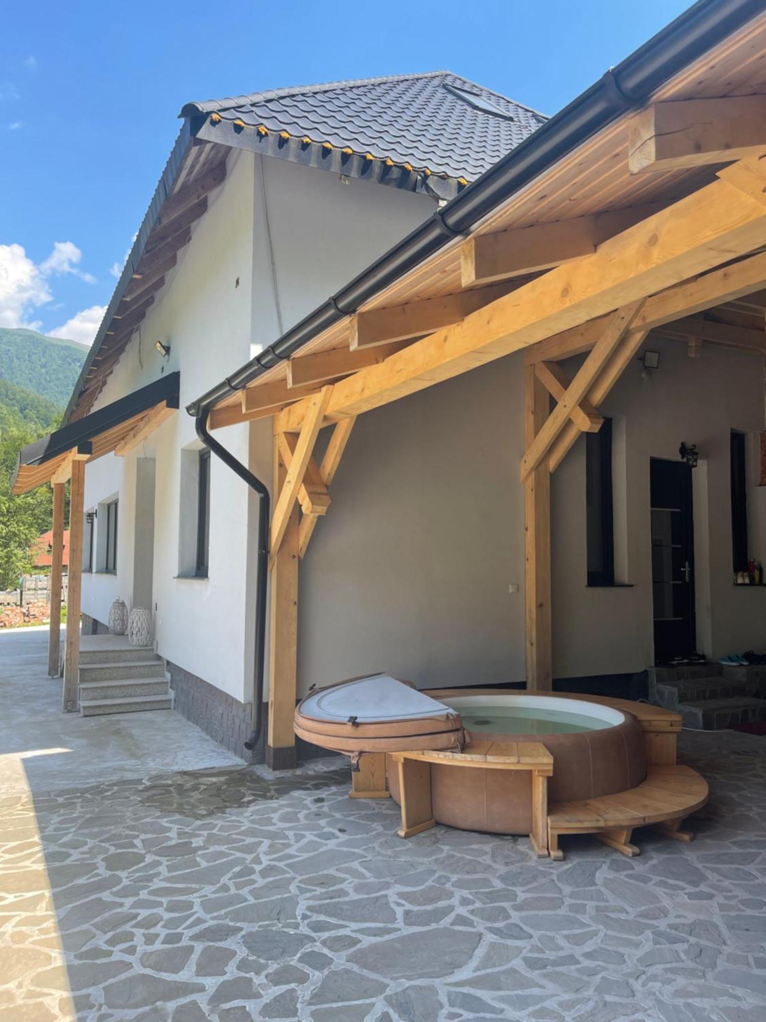 Casa Tudor Падіс Екстер'єр фото