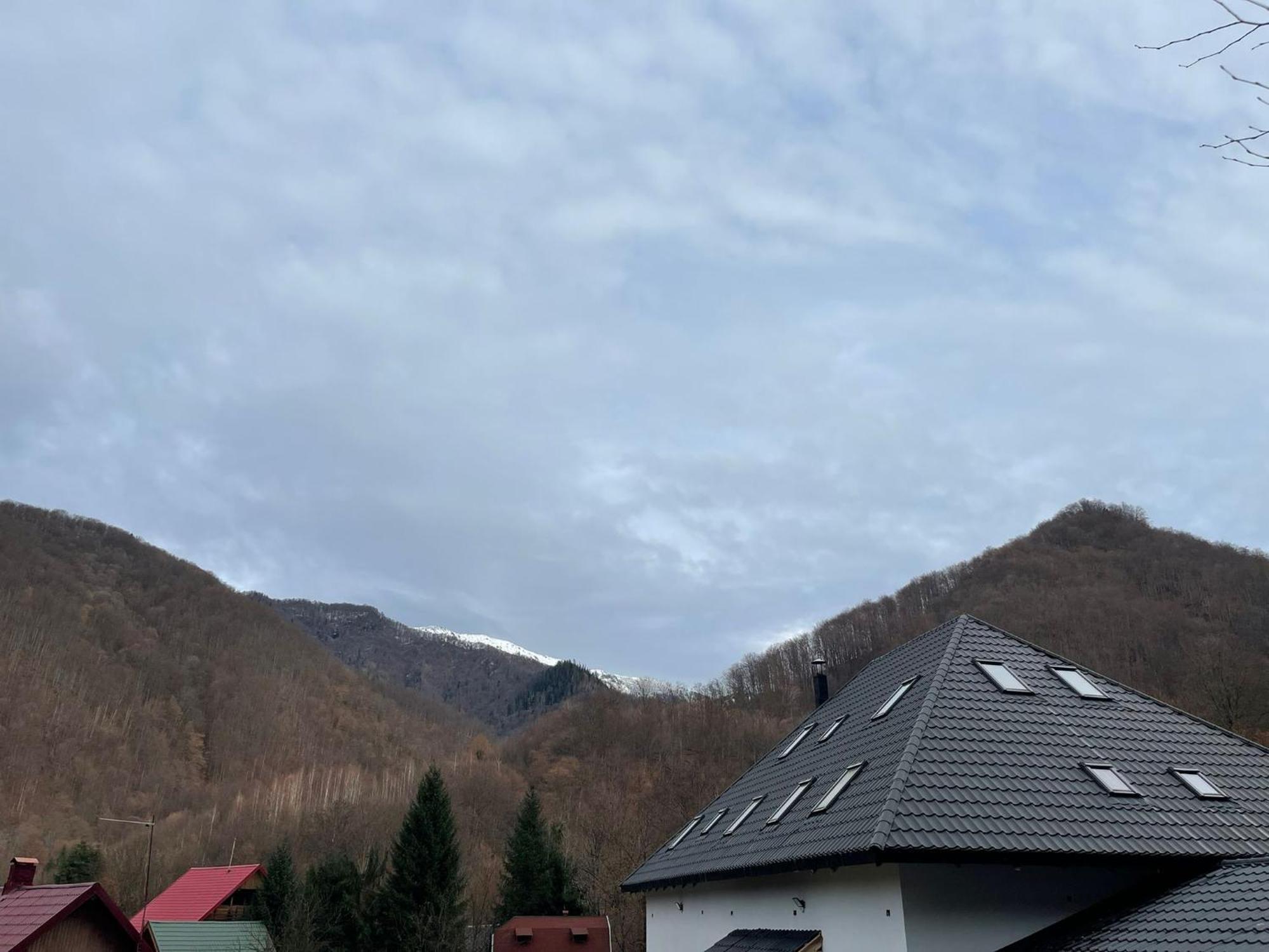 Casa Tudor Падіс Екстер'єр фото